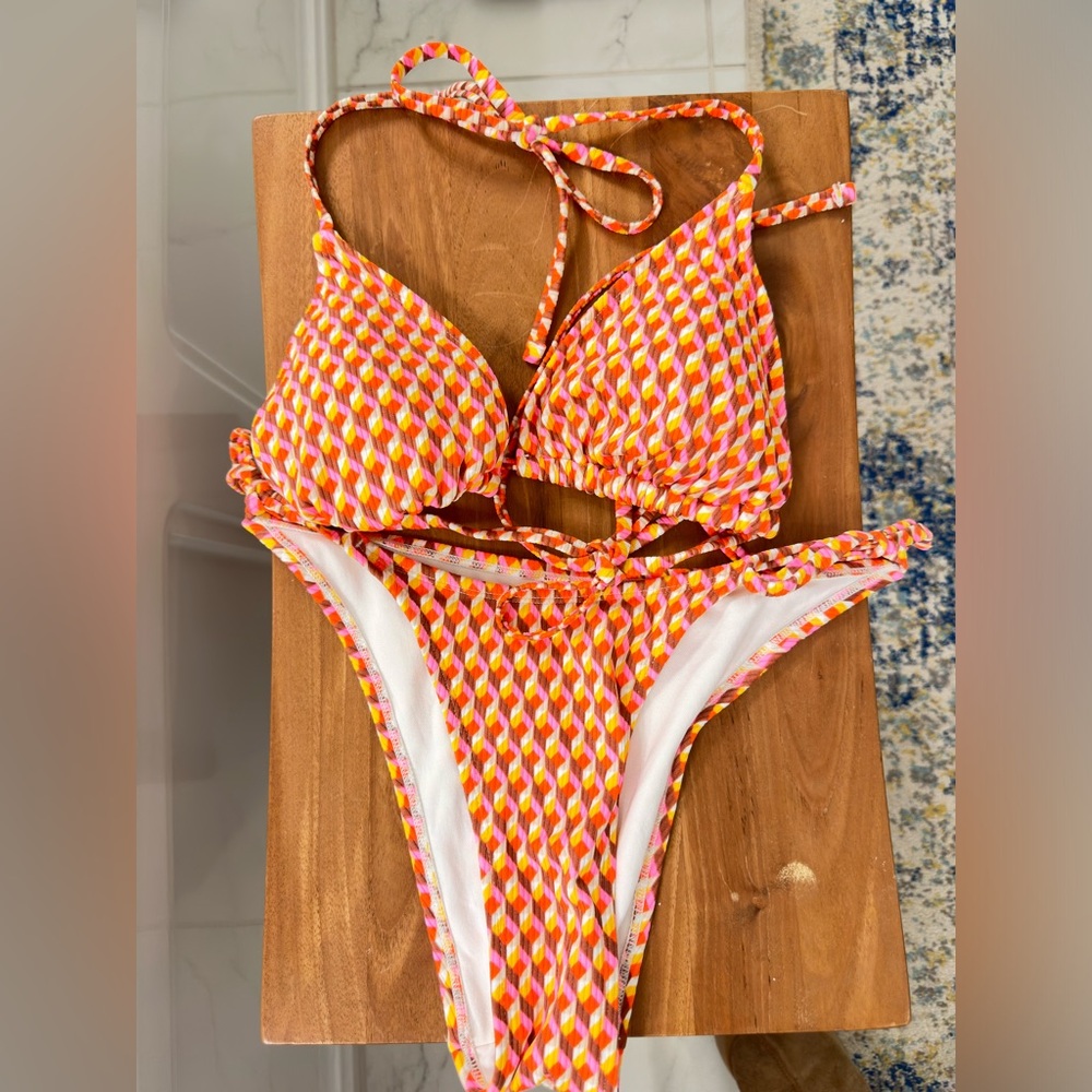 Wild fable high waisted string bikini - bottoms sz S, top sz M